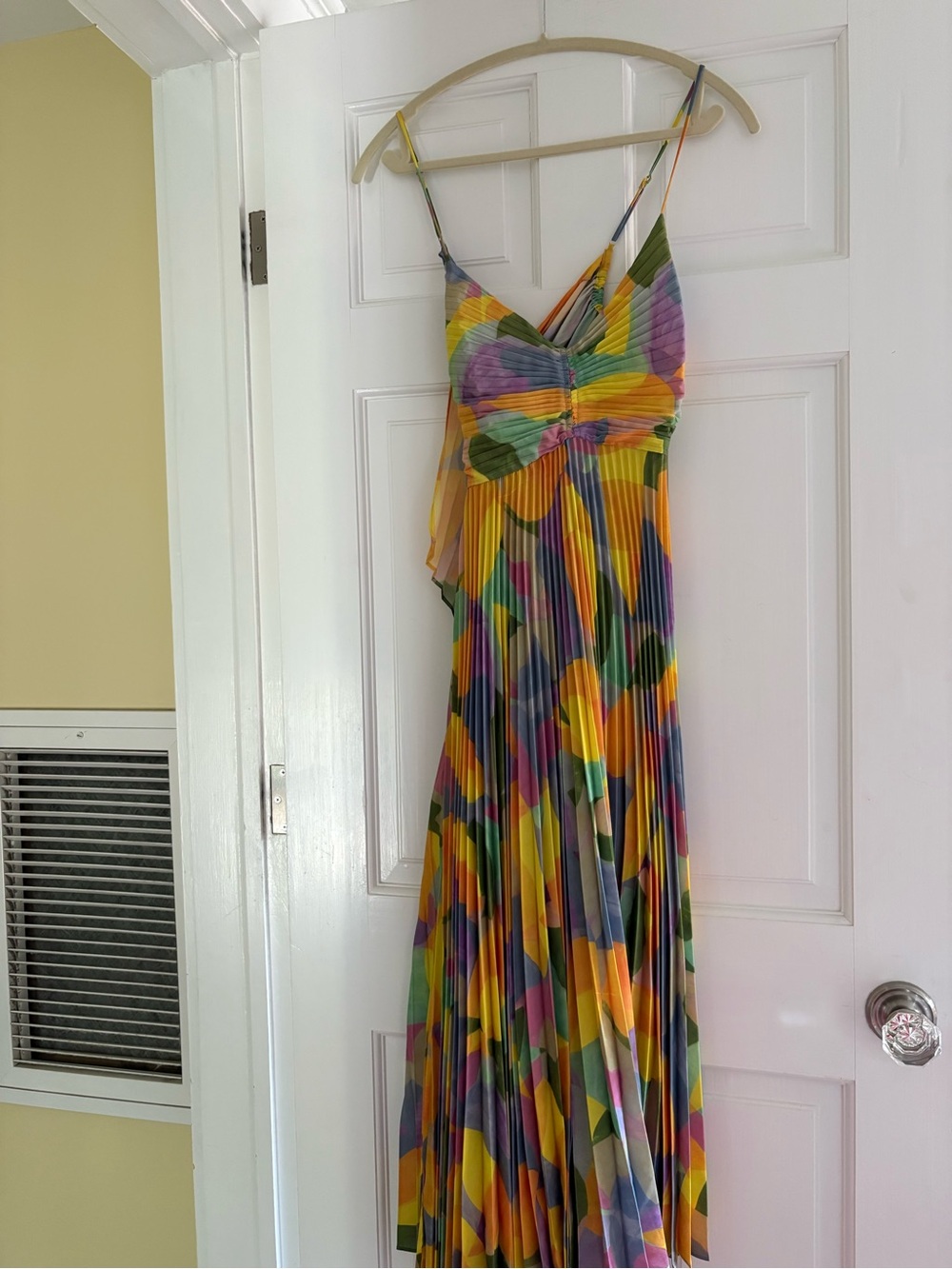 ASTR The Label Multicolor Pleated Maxi Dress with Spaghetti Straps